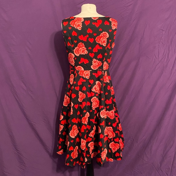 Valentine Retro Pinup Swing Dress from Hearts & Roses. Size 8. - Picture 3 of 7